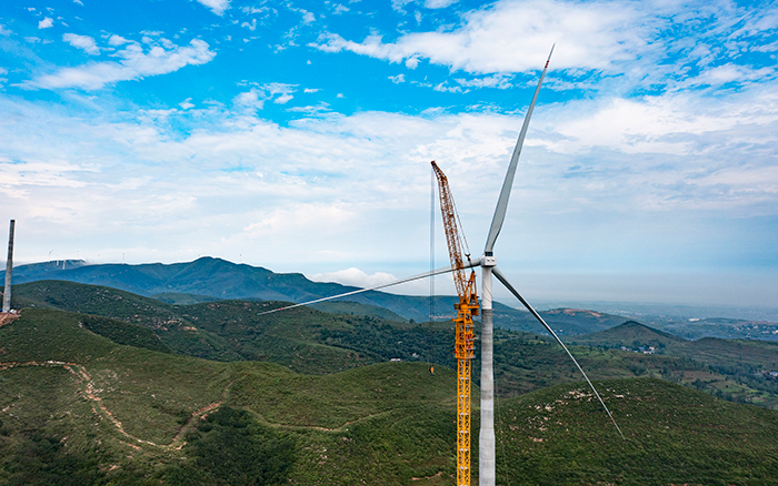 四冠王者 | pp电子XGL3300-220S风电动臂塔机再显神威！