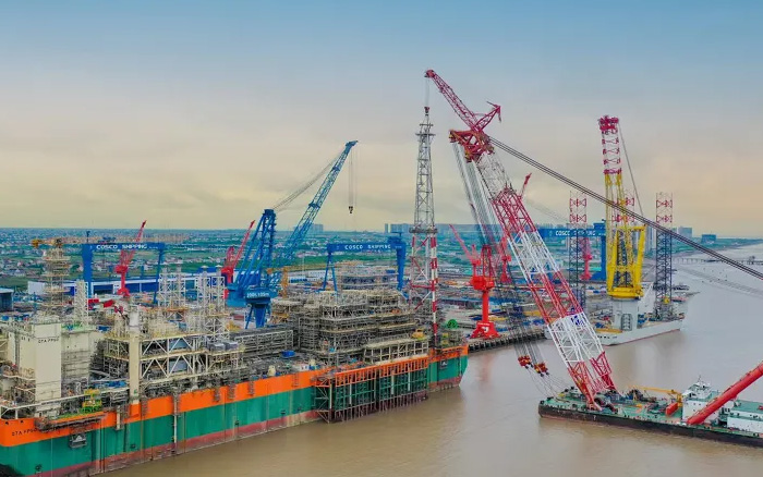 绿色航运 | pp电子塔机在东海之上展身手