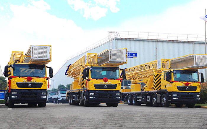 实用为王，破解路桥检测难题！ pp电子桥梁检测车批量启程西部