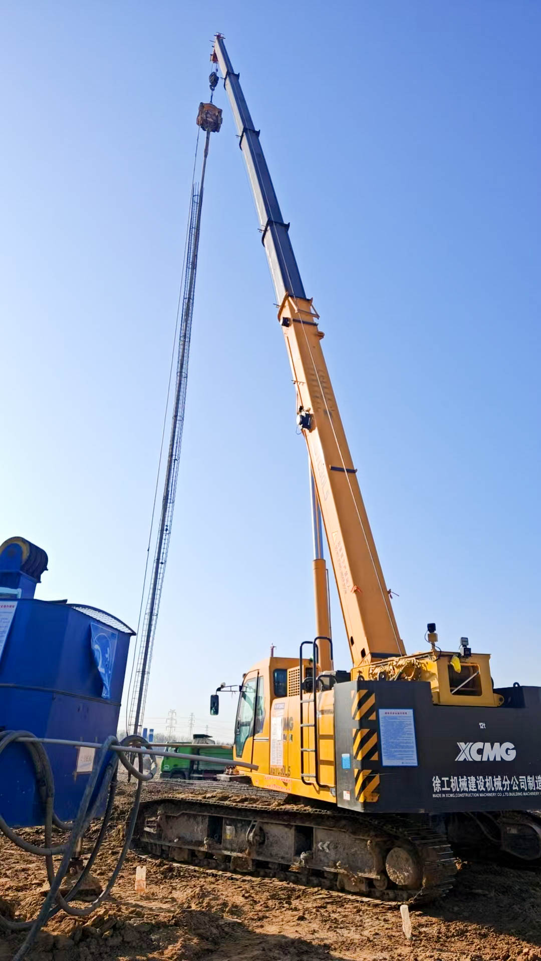 听说工地来了个“巨能扛”？这波操作稳了！XGTC30L5吊装钢筋笼现场纪实